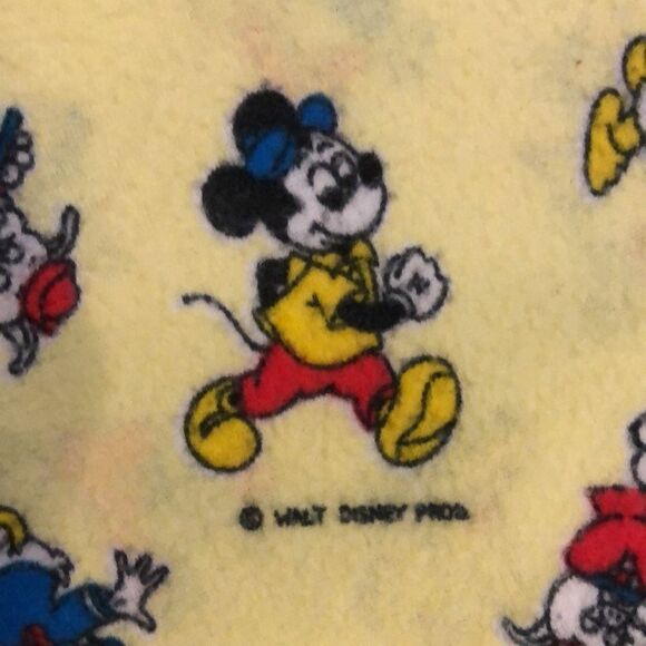 Adorable Mickey & Friends vintage Pajamas | 1980’s | Size 7 - Picture 3 of 10